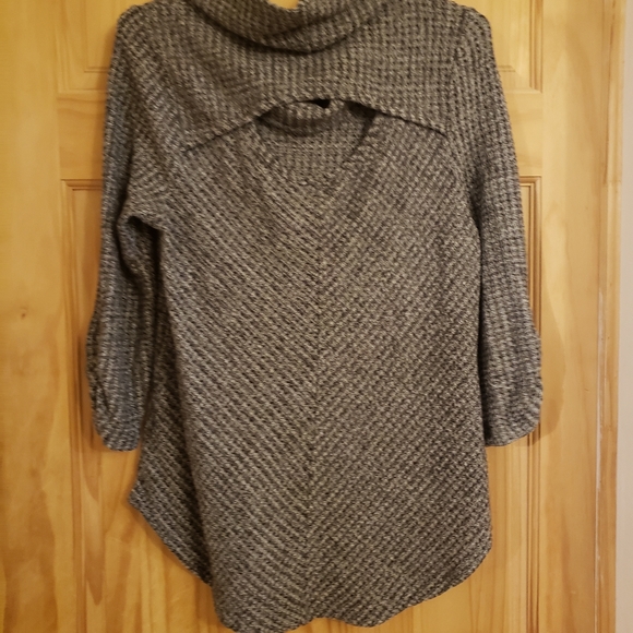 Knit top - Picture 2 of 3